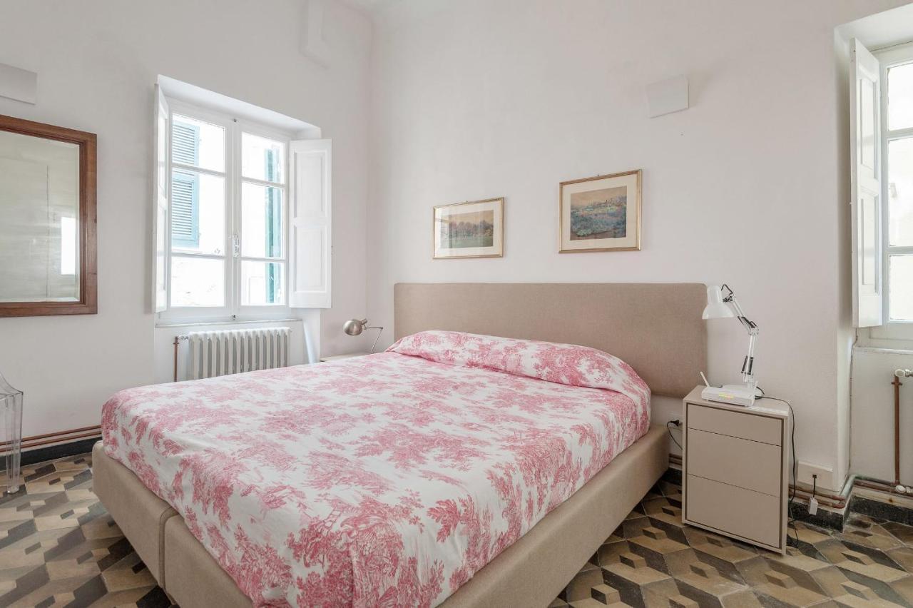 Marina Apartment, Unique, Authentic, Beachfront, 2 Aircondo Bdr , 2Bht, Easy To Train Or From Private Parking Vernazza Ngoại thất bức ảnh